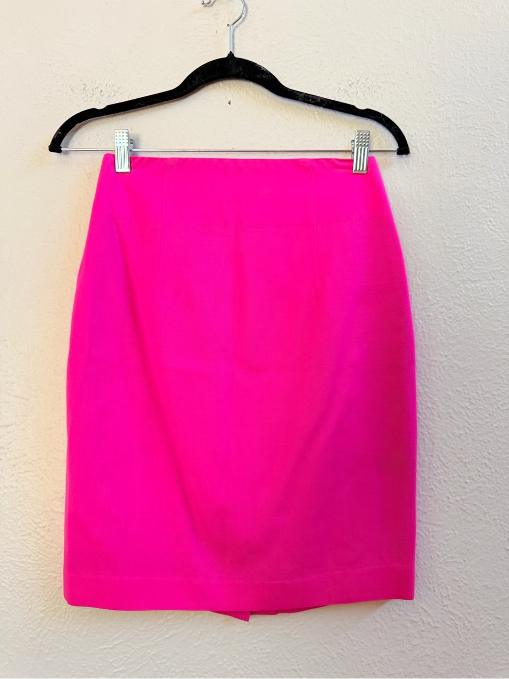Andrea Behar fuchsia pencil mini skirt